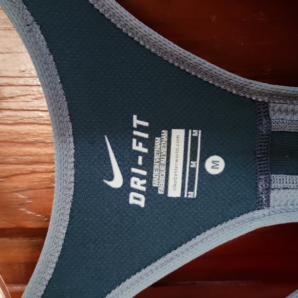 Nike Dri Fit Top Medium Womens Athletic Shirt - Picture 3 of 4